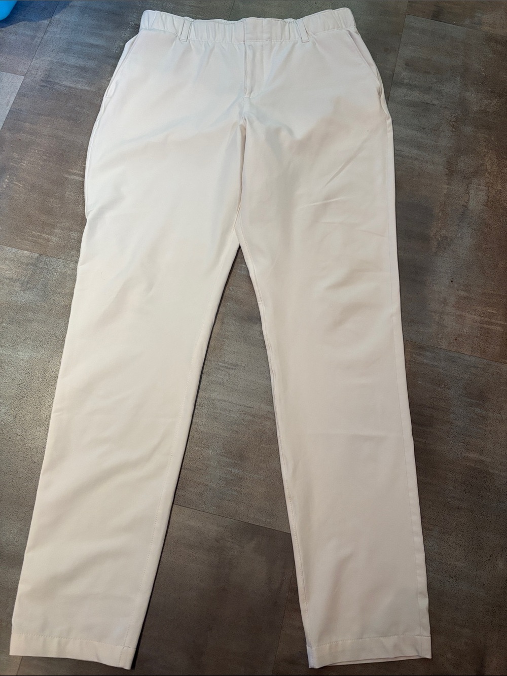 Under Armour Women's White Straight-Leg Performance Golf Pants Size 8
